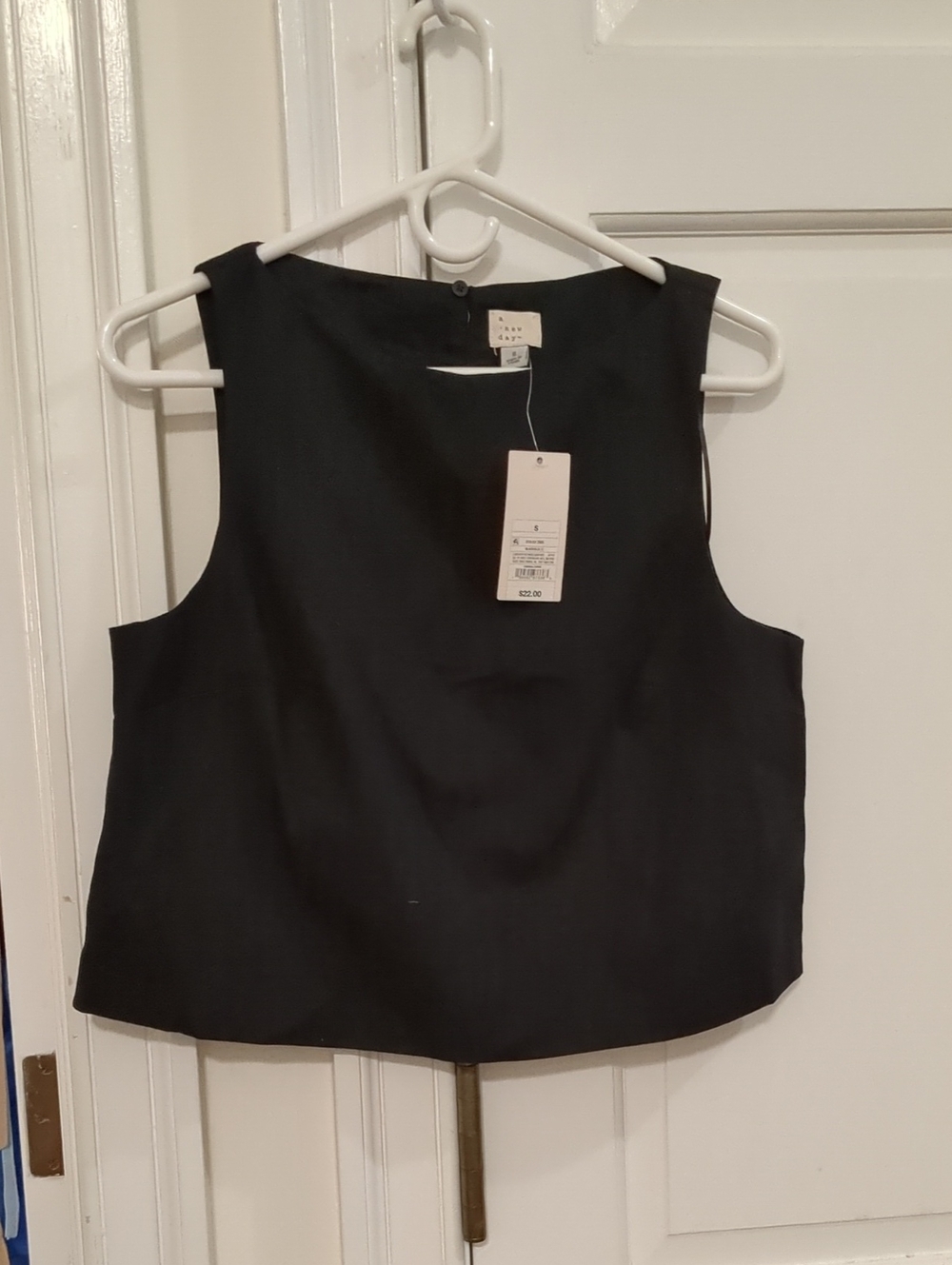 a new day Black Sleeveless Boat Neck Cropped Top Boxy Women S Blouse